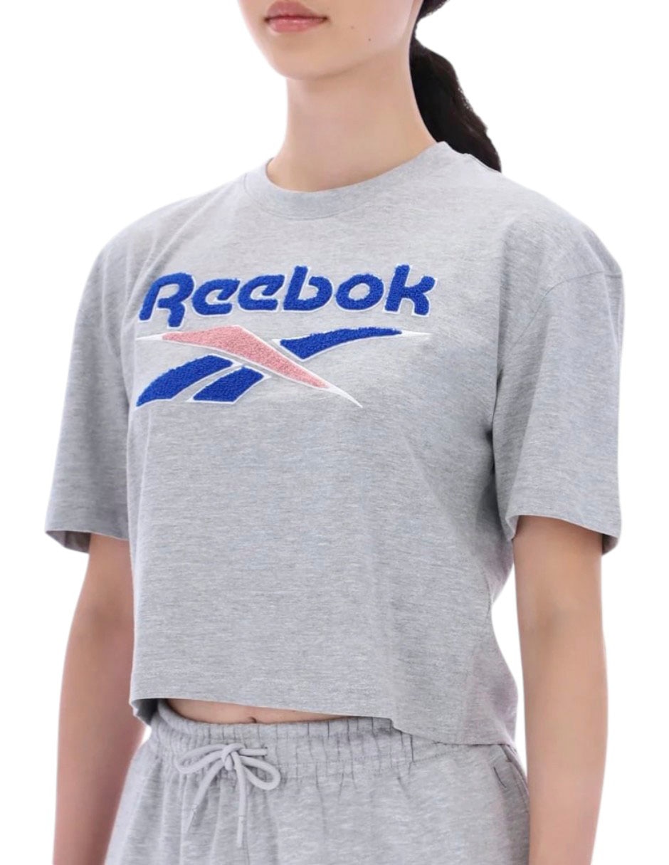 Playera manga corta Reebok cuello redondo para mujer