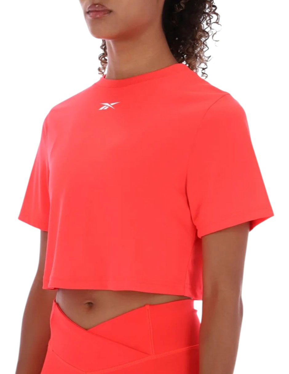 Playera manga corta Reebok cuello redondo para mujer