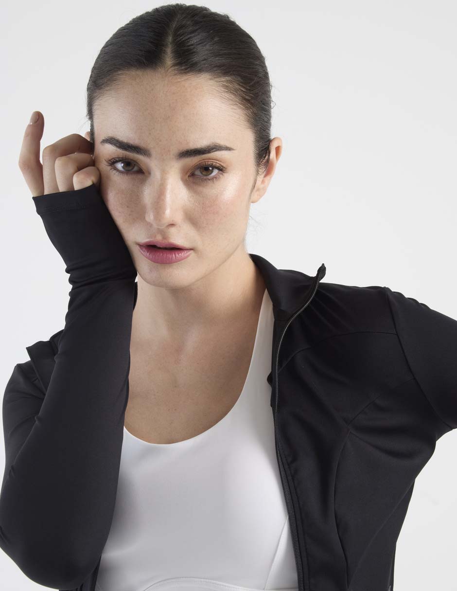 Chamarra para entrenamiento de mujer 5